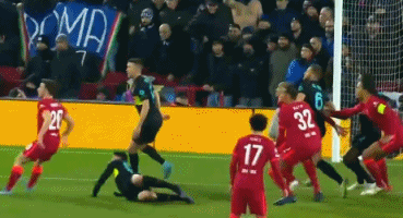 罗伯逊：萨拉赫是队史最佳之一，希望能继续与他并肩作战（罗伯逊：萨拉赫跻身队史顶尖，期待继续与他并肩作战）