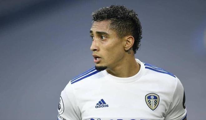 齐鲁超赛黑马：泰安泰山城建队，2：1逆转聊城传奇夺魁收官（泰安泰山城建2：1逆转聊城传奇，黑马之姿问鼎齐鲁超赛收官）