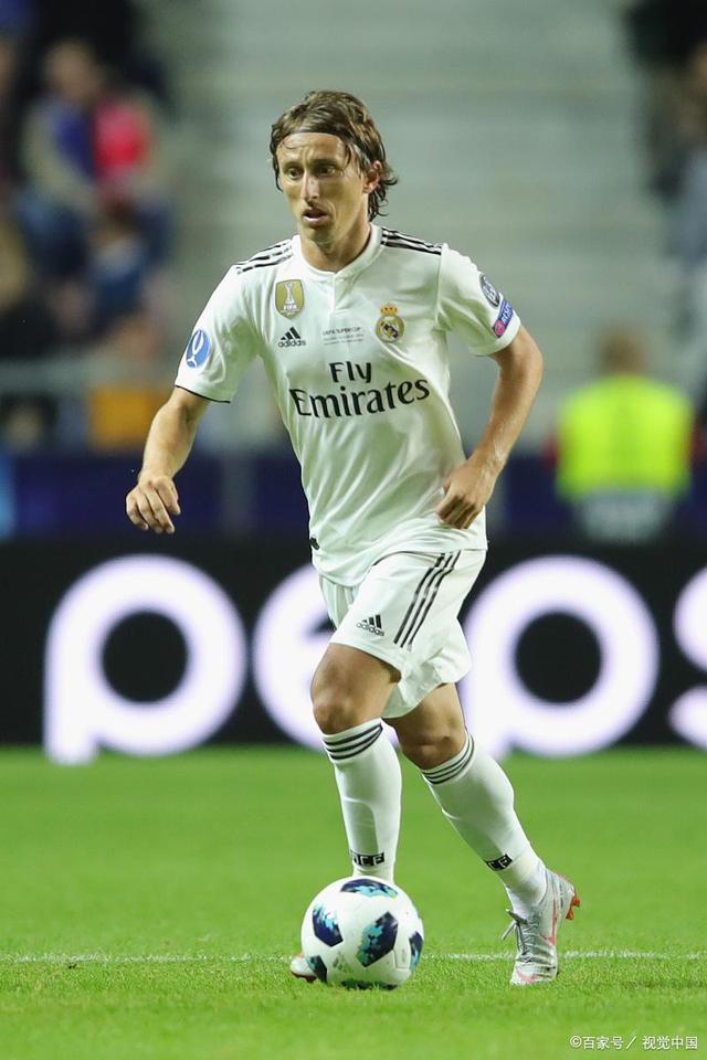 德天空：巴萨球探还没考察努萨，莱比锡明夏要价6000万欧起（德天空：巴萨尚未派球探考察努萨，莱比锡明夏标价至少6000万欧）