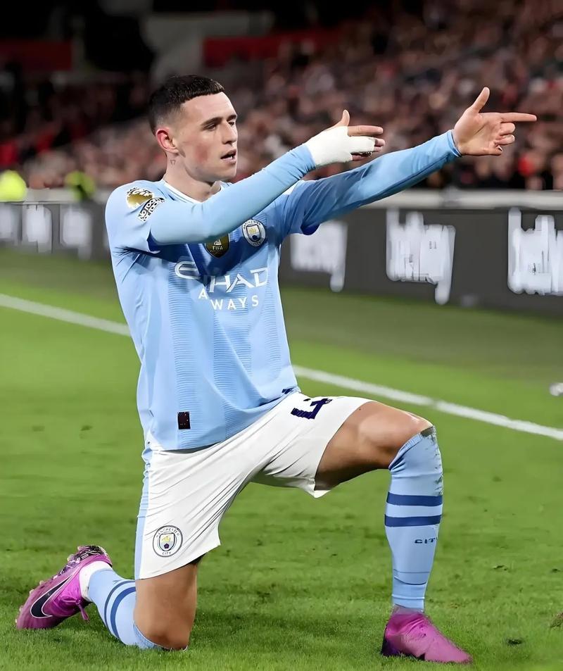 勒沃库森vs多特：希克PK吉拉西；阿德耶米、萨比策首发（勒沃库森战多特：希克对决吉拉西，阿德耶米与萨比策首发登场）