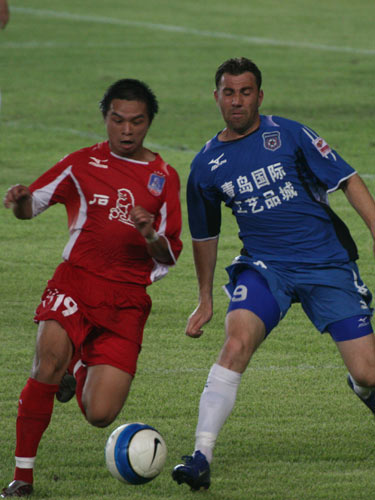 意甲-普利西奇双响拉比奥特世界波 米兰3-2登顶