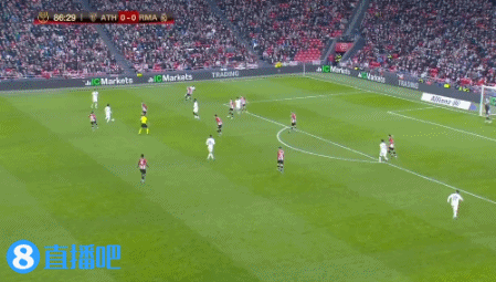 莱奥：阿莱格里对我没有太多具体要求，只是让我保持自由发挥（莱奥：阿莱格里没有过多具体要求，更鼓励我自由发挥）