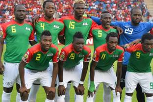 鹰角做出最好的国产版《双人成行》？